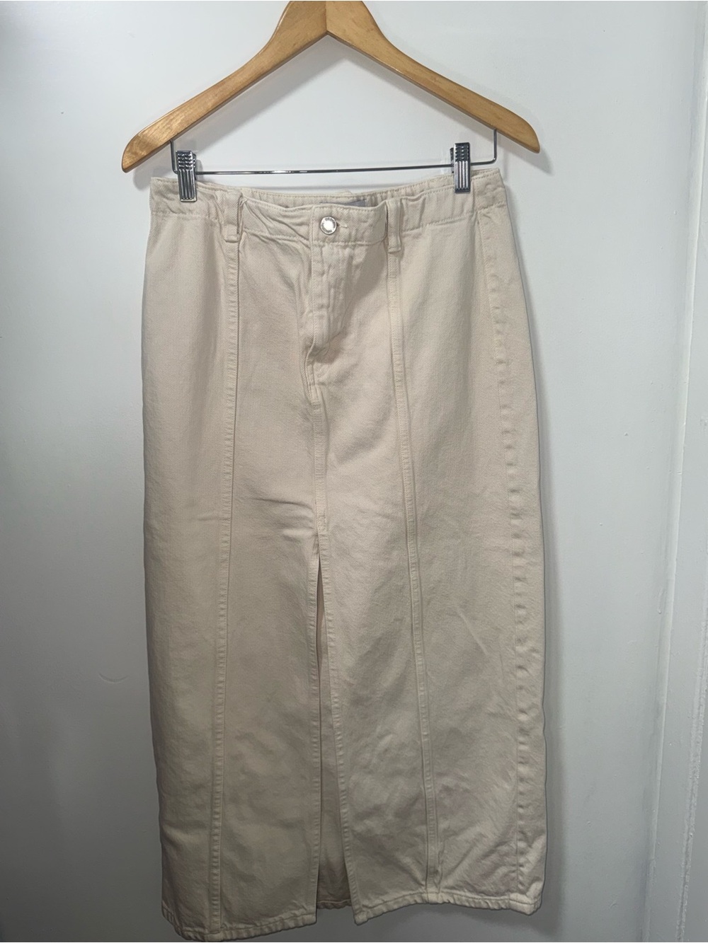 Zara Cream Maxi Skirt with Center Front Slit